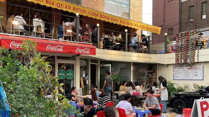 Humble Vietnamese diner becomes popular in Seoul