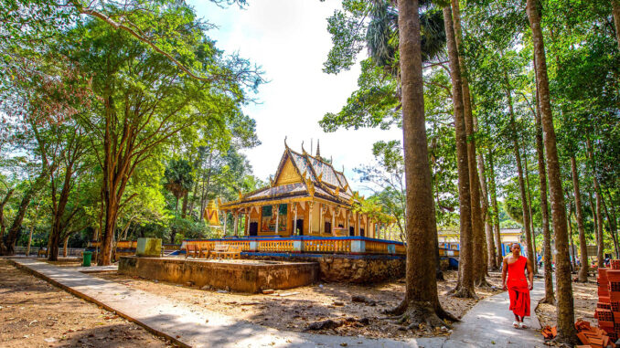 Bat Pagoda in Soc Trang