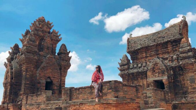 Discover the beauty of Poklong Giarai Cham Tower in Ninh Thuan