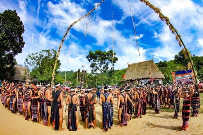 A special feature of the New Rice Festival Celebration in Kon Tum - Vietnam  Tourism